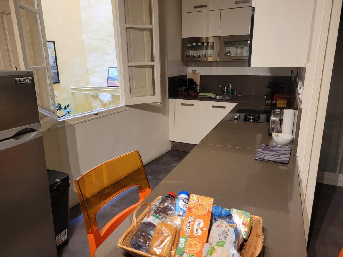 Bel Appartement , Plein Coeur D'آيكس أومبروفينس المظهر الخارجي الصورة